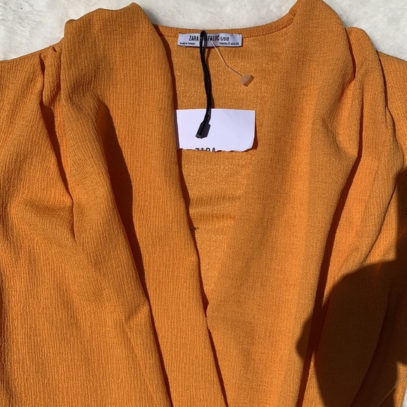 Zara yellow t shirt. Women’s size small - Picture 4 of 4